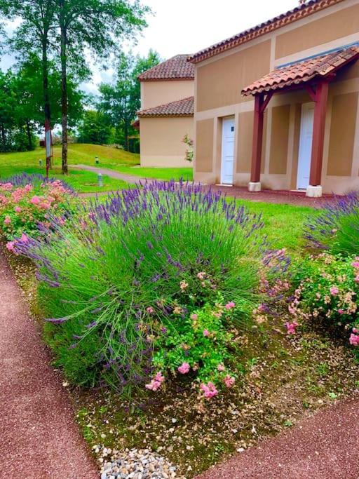 Dans Joli Village De 47150 Apartment *
